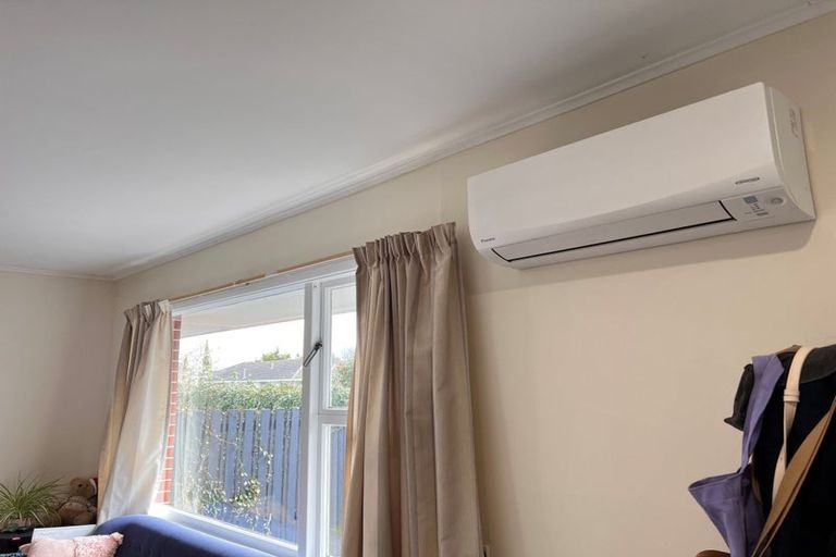 Photo of property in 2/16a Maidstone Road, Ilam, Christchurch, 8041