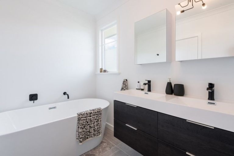 Photo of property in 1/90 Muritai Street, Tahunanui, Nelson, 7011