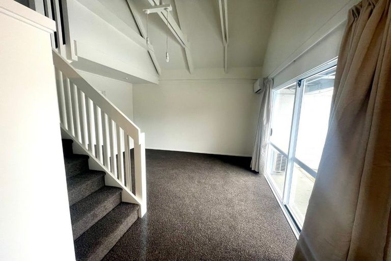 Photo of property in 3/21 Takanini Road, Takanini, 2112