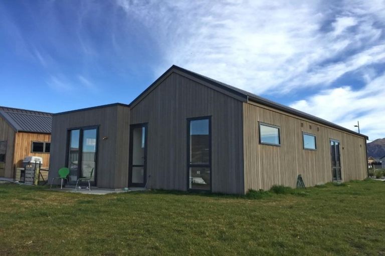 Photo of property in 23 Rocklands Court, Wanaka, 9305