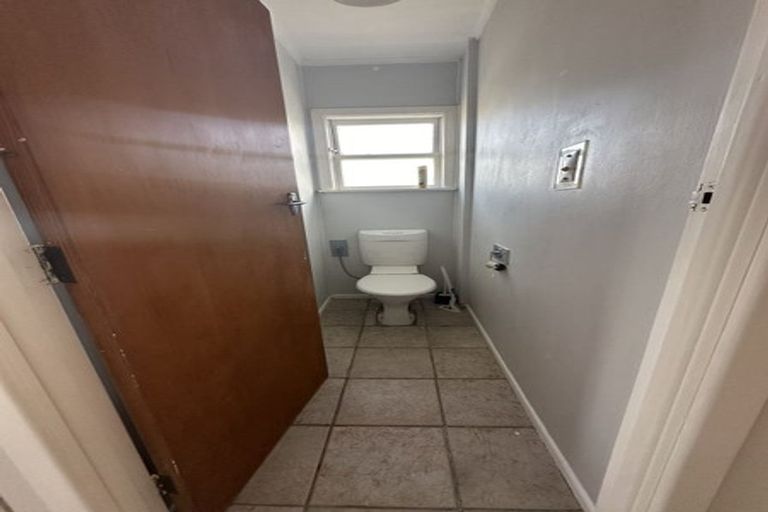 Photo of property in 5 Riverhills Avenue, Pakuranga Heights, Auckland, 2010