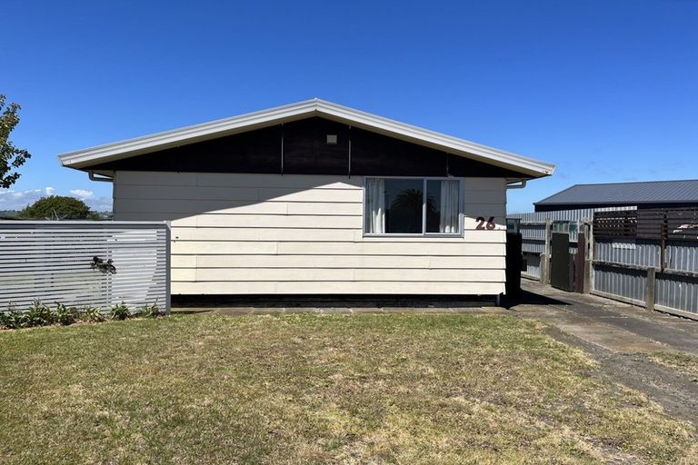 Photo of property in 26 Andrews Place, Gonville, Whanganui, 4501