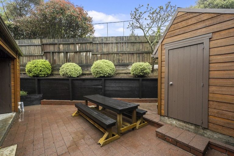 Photo of property in The Triangle, 9/33 Halswater Drive, Churton Park, Wellington, 6037