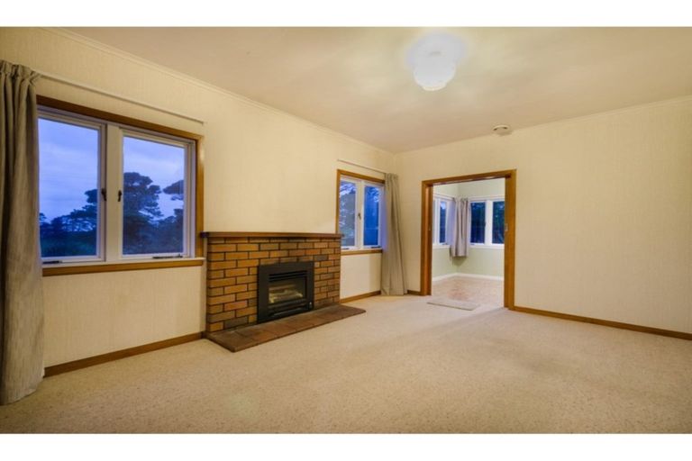 Photo of property in 94 Mcentee Road, Waitakere, Auckland, 0816