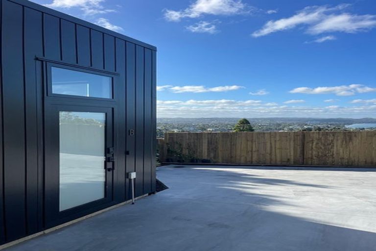 Photo of property in 9 Durness Place, Red Beach, 0932