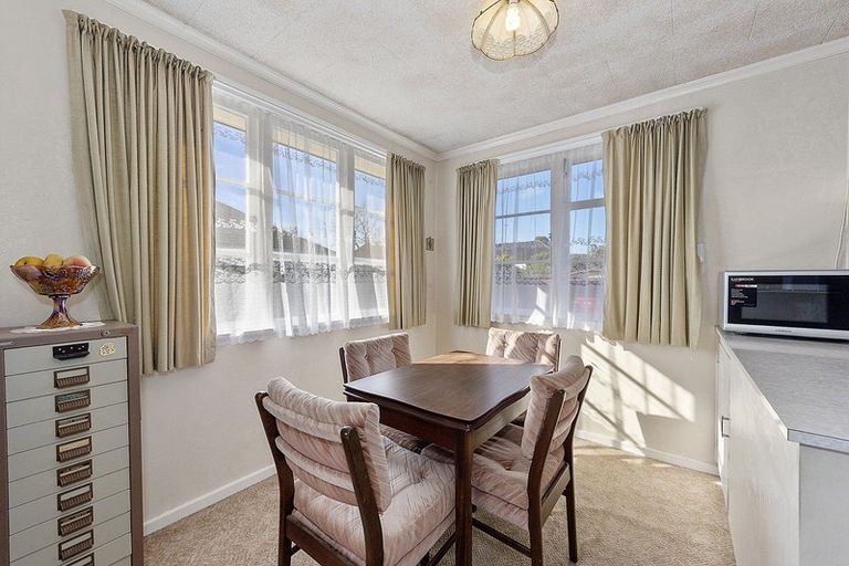 Photo of property in 194 Clarkin Road, Fairfield, Hamilton, 3214