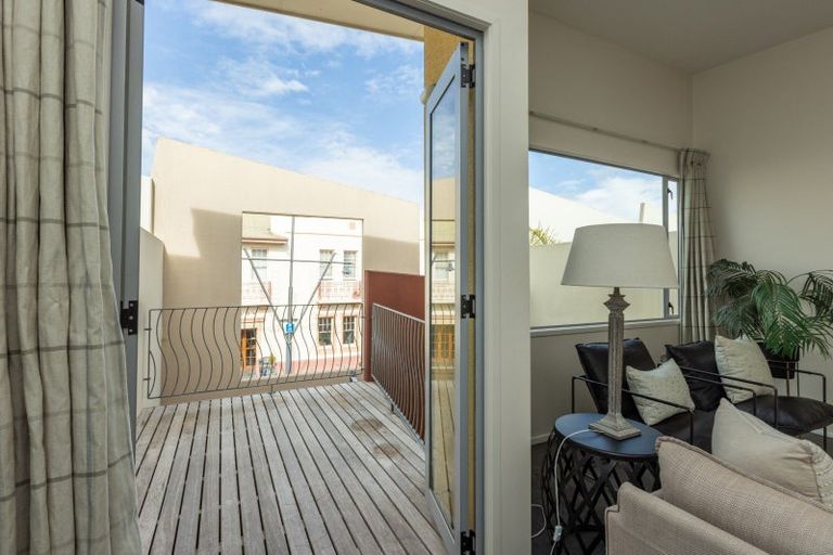 Photo of property in 18 Waghorne Street, Ahuriri, Napier, 4110