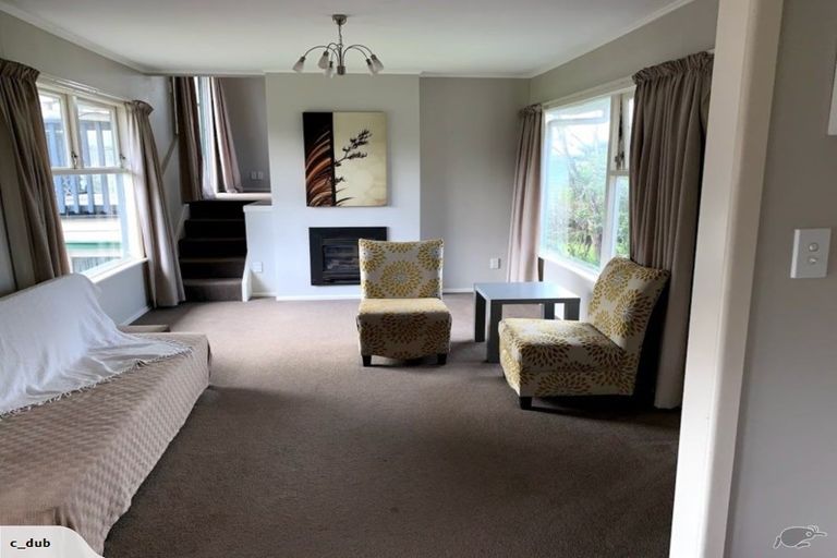 Photo of property in 91 Godley Road, Green Bay, Auckland, 0604