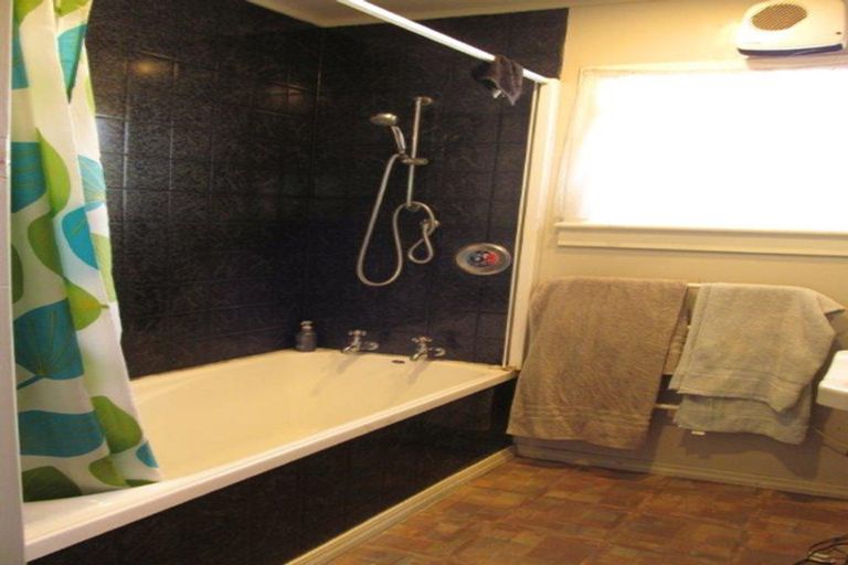 Photo of property in 37 Ashworth Street, Alexandra, 9320