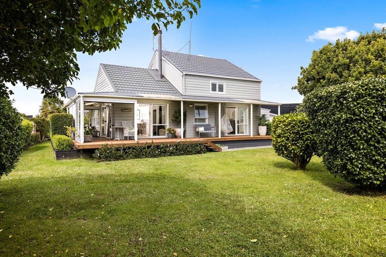 Photo of property in 12 Waimanu Place, Point Wells, Warkworth, 0986