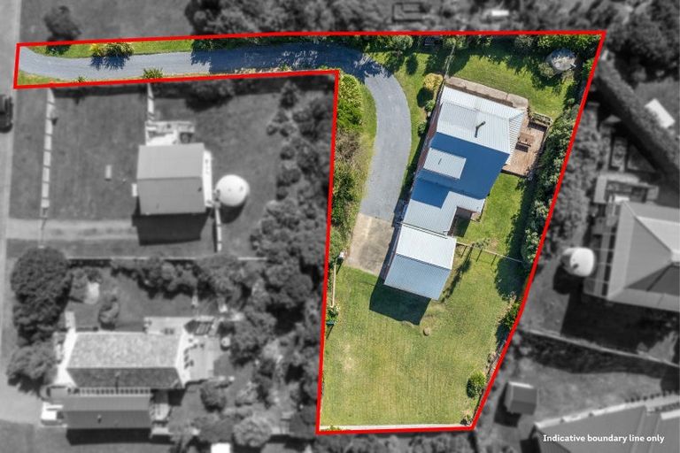 Photo of property in 18 Kitchener Street, Te Horo Beach, Otaki, 5581