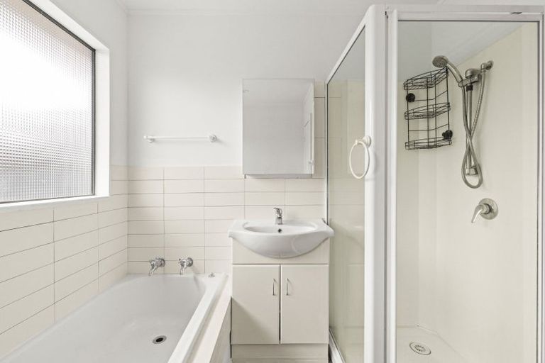 Photo of property in 2/800 Miller Street, Hastings, 4122