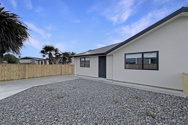Photo of property in 86a Hinau Street, Castlecliff, Wanganui, 4501