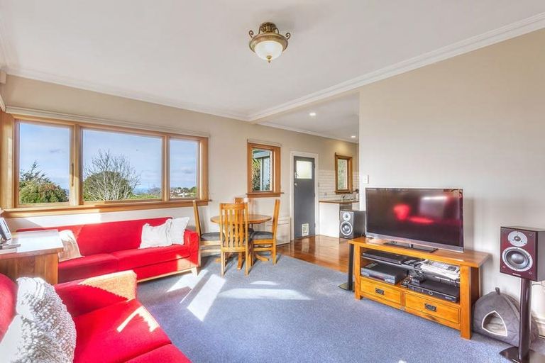 Photo of property in 55 English Avenue, Mornington, Dunedin, 9011