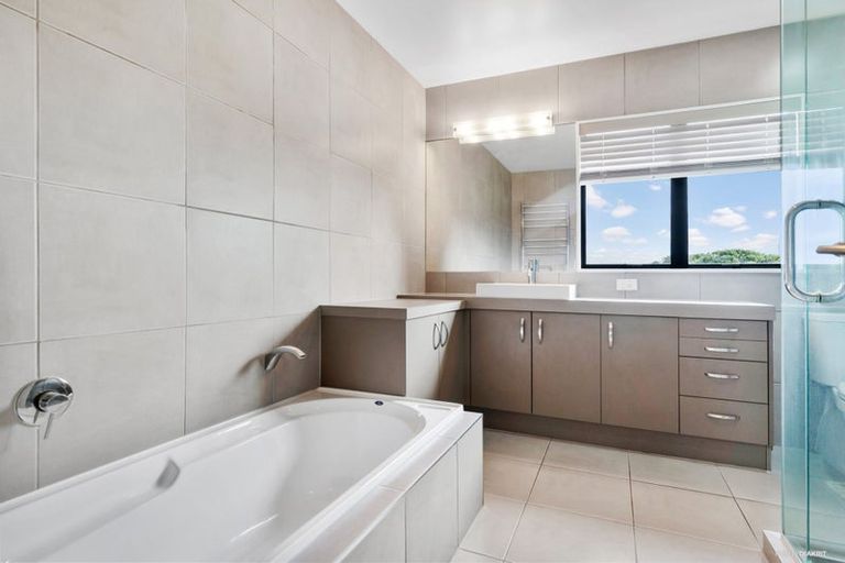 Photo of property in 4b Tremen Place, Pukekohe, 2120