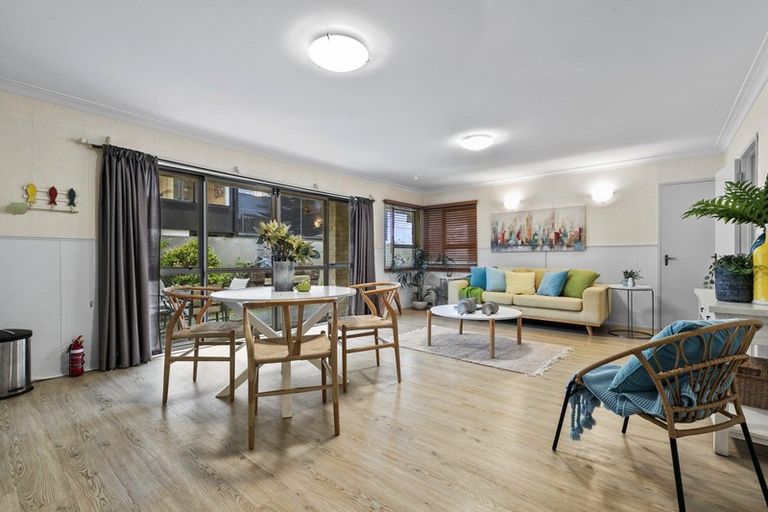 Photo of property in 88 Marine Parade, Mount Maunganui, 3116