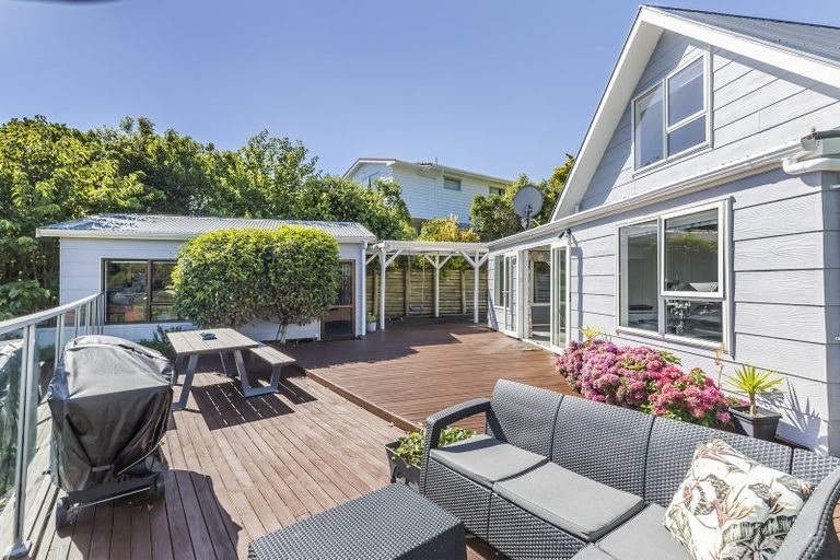 Photo of property in 68 Eskdale Road, Papakowhai, Porirua, 5024