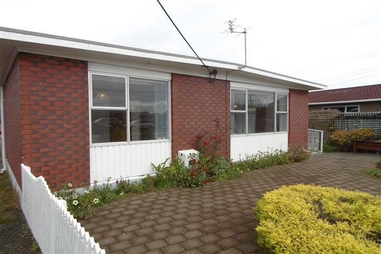 Photo of property in 42a Sackville Street, Fitzroy, New Plymouth, 4312
