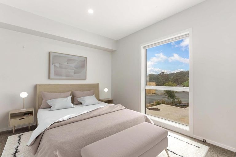 Photo of property in 13 Kohu Way, Whitby, Porirua, 5024