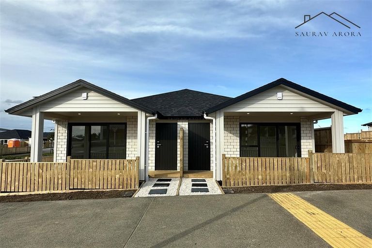 Photo of property in 12 Rorotu Avenue, Karaka, Papakura, 2113