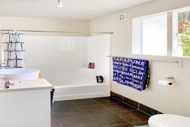 Photo of property in 48a Tahuna Road, Paihia, 0200