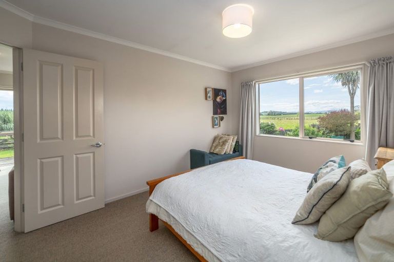 Photo of property in 345 Waihakeke Road, Waihakeke, Carterton, 5792