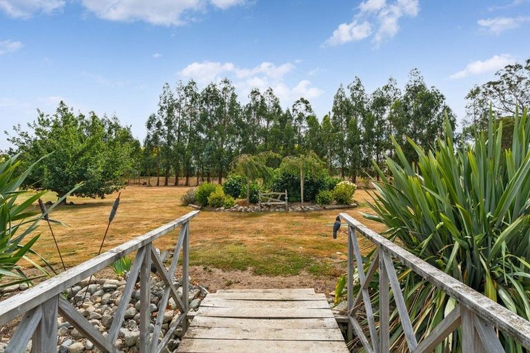 Photo of property in 11 Campbell Drive, Martinborough, 5711