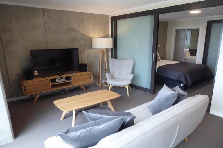 Photo of property in Frame Apartments, 801/111 Molesworth Street, Thorndon, Wellington, 6011