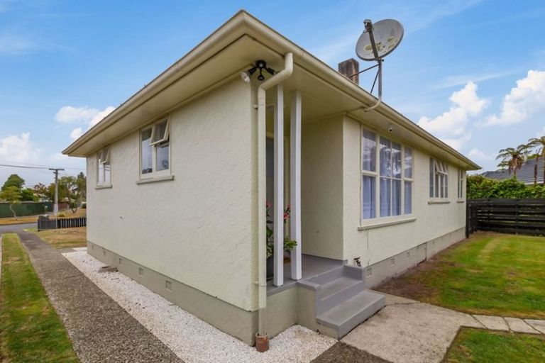Photo of property in 42 Puriri Crescent, Hillcrest, Rotorua, 3015