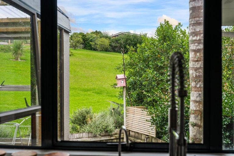 Photo of property in 27 Sturm Avenue, Massey, Auckland, 0614