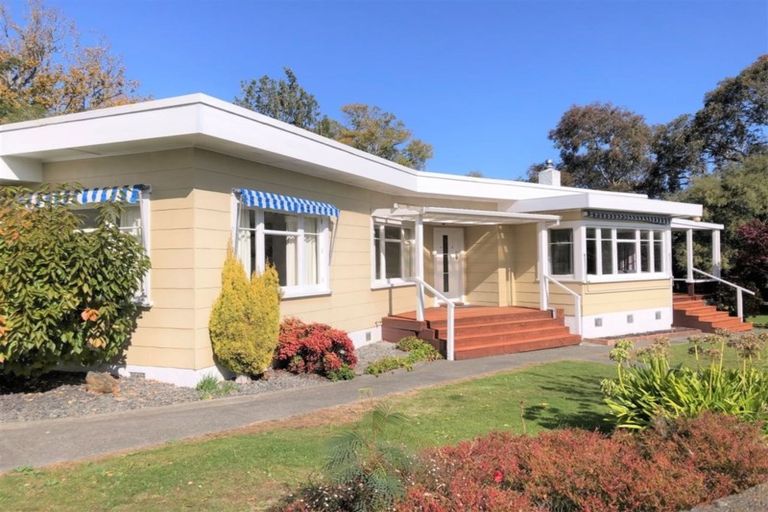 Photo of property in 17 Tulloch Street, Saint Johns Hill, Whanganui, 4500