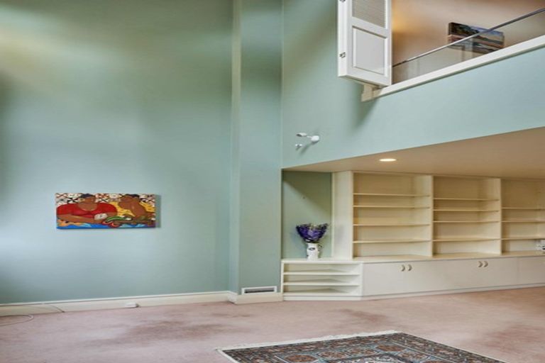 Photo of property in Whitmore Apartments, 1c/7 Stout Street, Wellington Central, Wellington, 6011