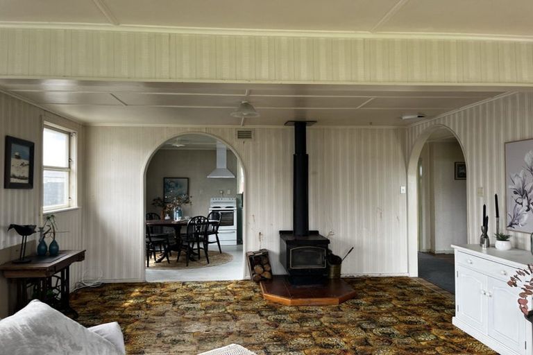 Photo of property in 16 Main Street, Marton, 4710