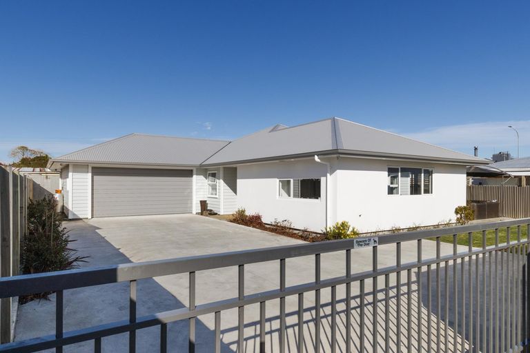 Photo of property in 98 Ferguson Street, West End, Palmerston North, 4412