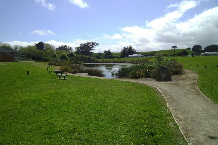 Photo of property in 10 Tamihana Street, Otaki, 5512