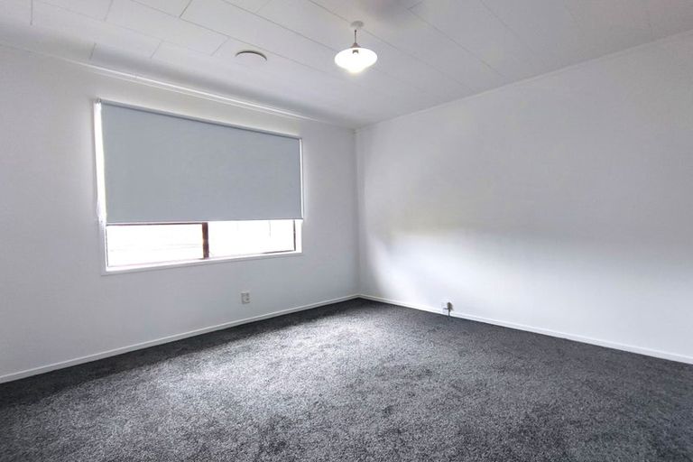 Photo of property in 4 Contessa Drive, Glenfield, Auckland, 0629