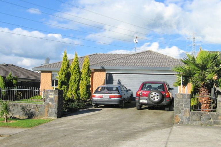 Photo of property in 6 Lowburn Place, Clover Park, Auckland, 2019