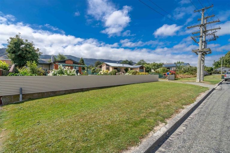 Photo of property in 4 Mill Street, Tapanui, 9522