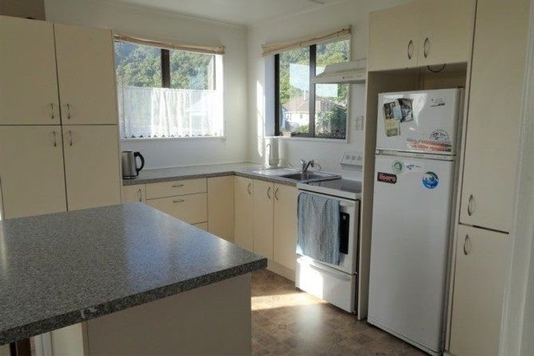 Photo of property in 6 Wickes Street, Cobden, Greymouth, 7802
