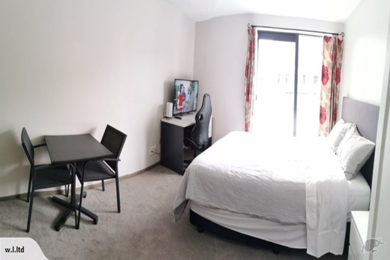 Photo of property in Dual Apartments, 108/142 Vivian Street, Te Aro, Wellington, 6011