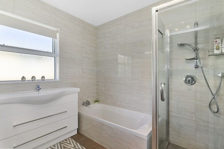 Photo of property in 26 Holland Street, Wainuiomata, Lower Hutt, 5014