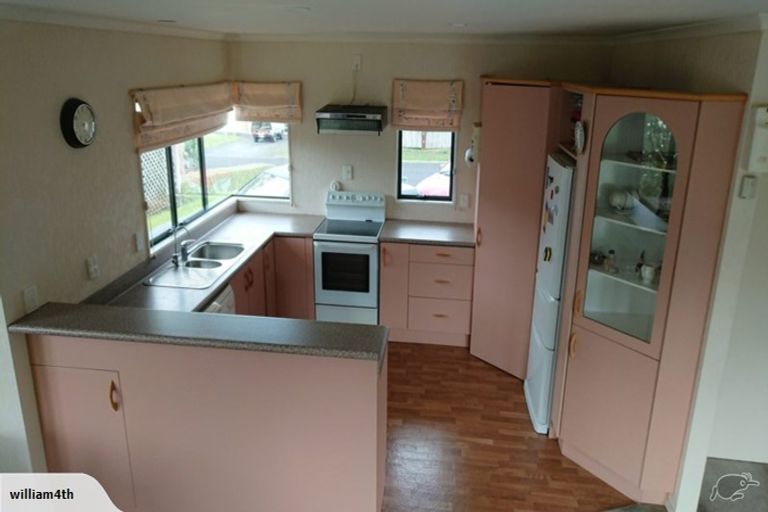 Photo of property in 15 Loveridge Place, Morrinsville, 3300