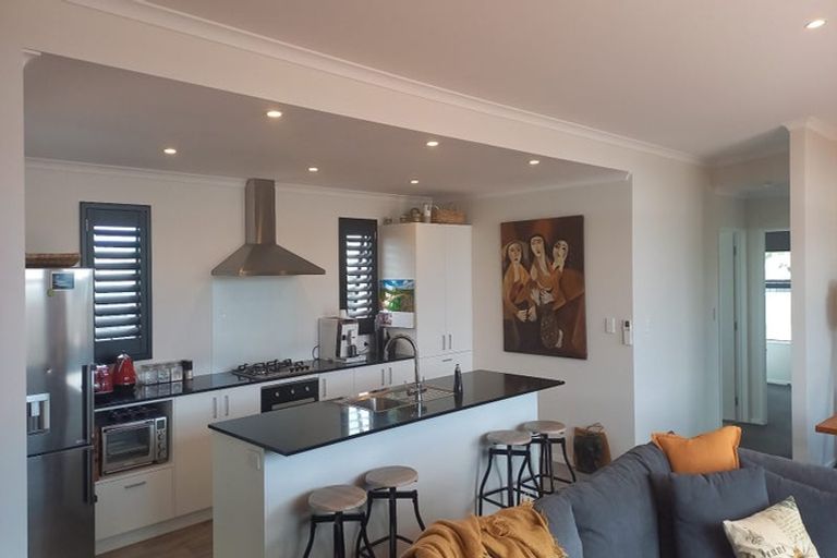 Photo of property in 18 Dee Street, Otane, 4202