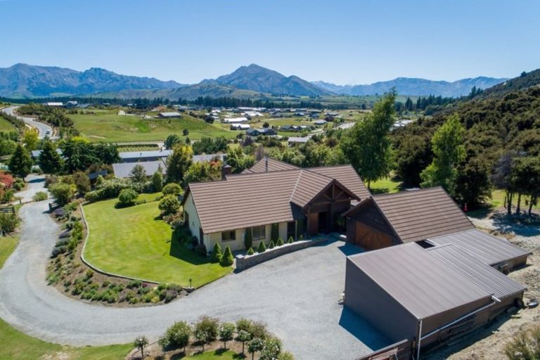 Photo of property in 545 Aubrey Road, Wanaka, 9305