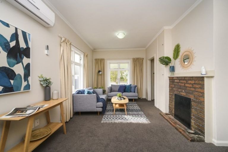 Photo of property in 21a Haydon Street, Roslyn, Palmerston North, 4414