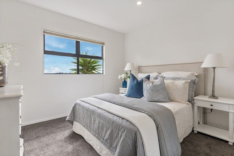 Photo of property in 4/79 Schnapper Rock Road, Schnapper Rock, Auckland, 0632