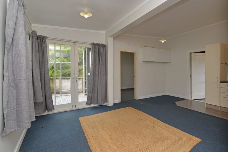 Photo of property in 113 Orangi Kaupapa Road, Northland, Wellington, 6012