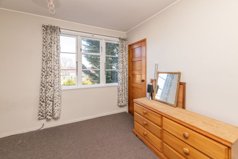 Photo of property in 13 Rowcliffe Crescent, Avonside, Christchurch, 8061