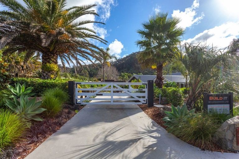 Photo of property in 23 Titoki Lane, Whangamata, 3691