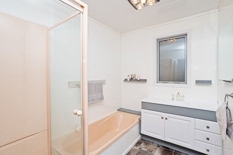 Photo of property in 359 Chelmsford Street, Waverley, Invercargill, 9810